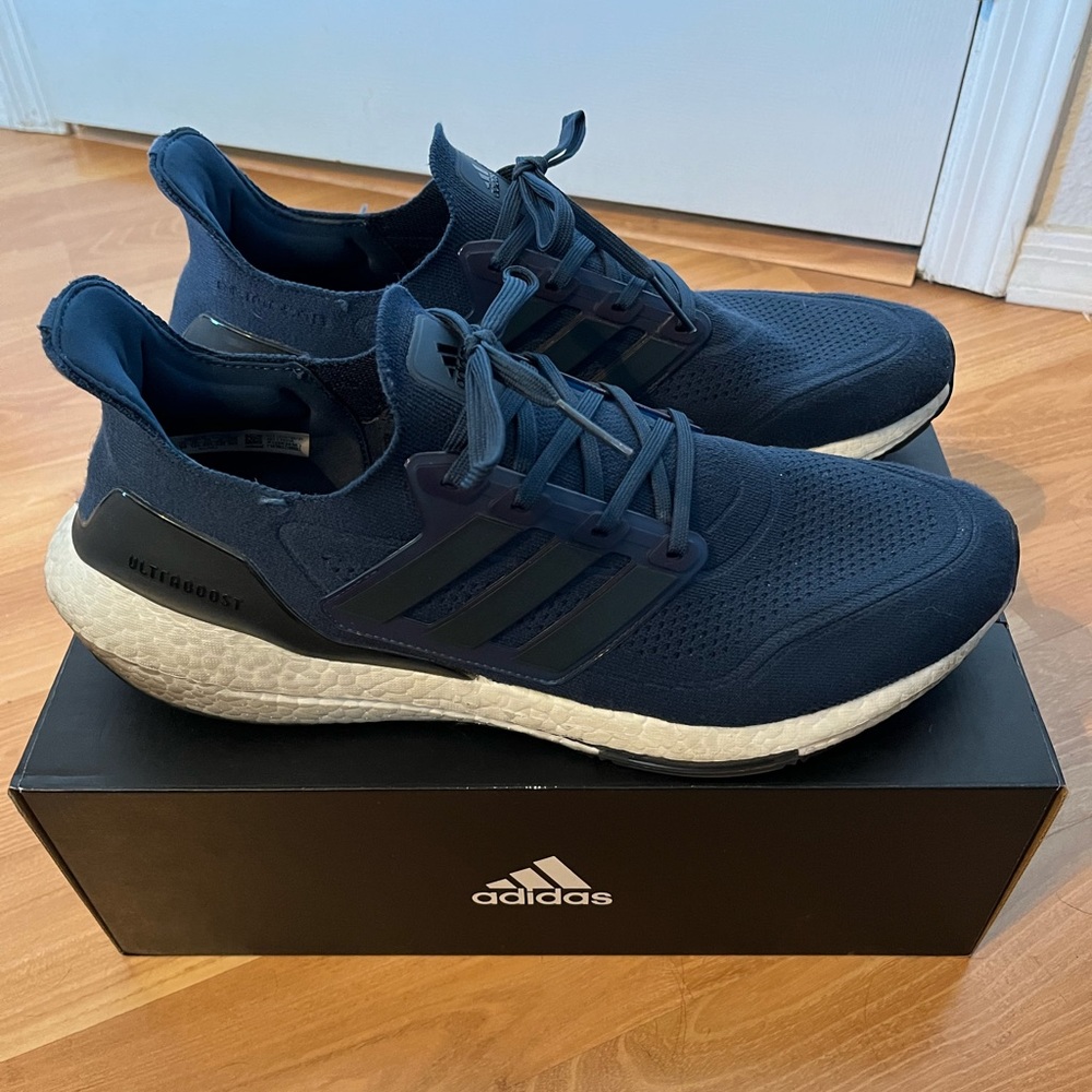 Adidas Ultra Boost 21